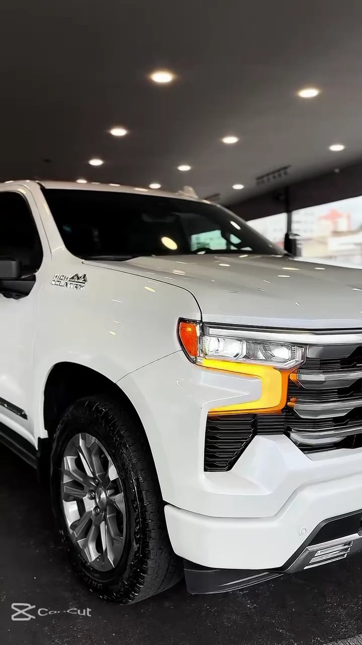 Finished pickup, exterior detail
